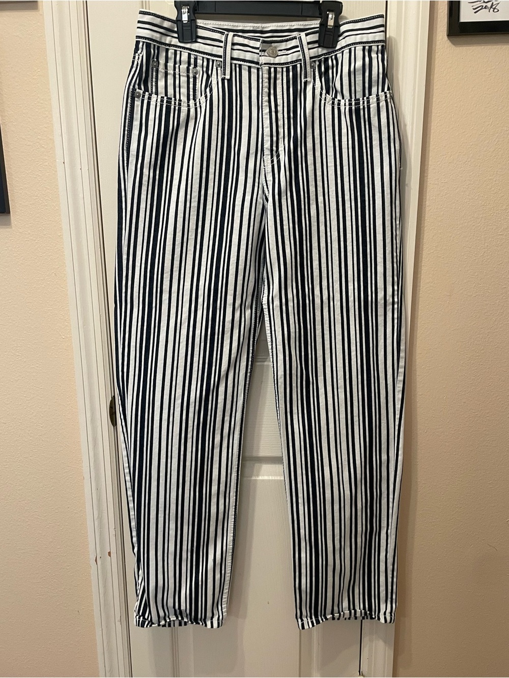 Women’s Navy & White Striped Levi Jeans
